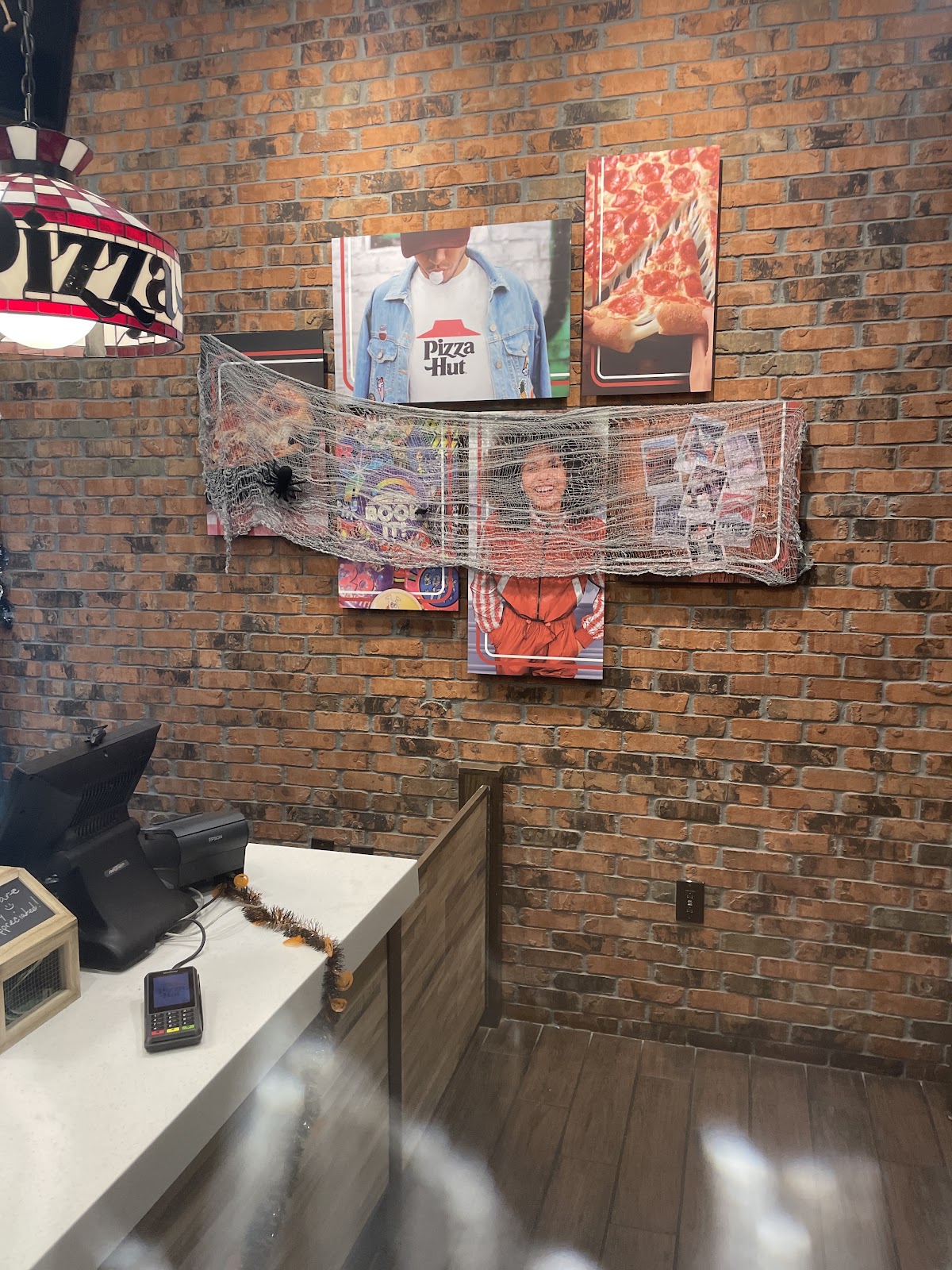Pizza Hut