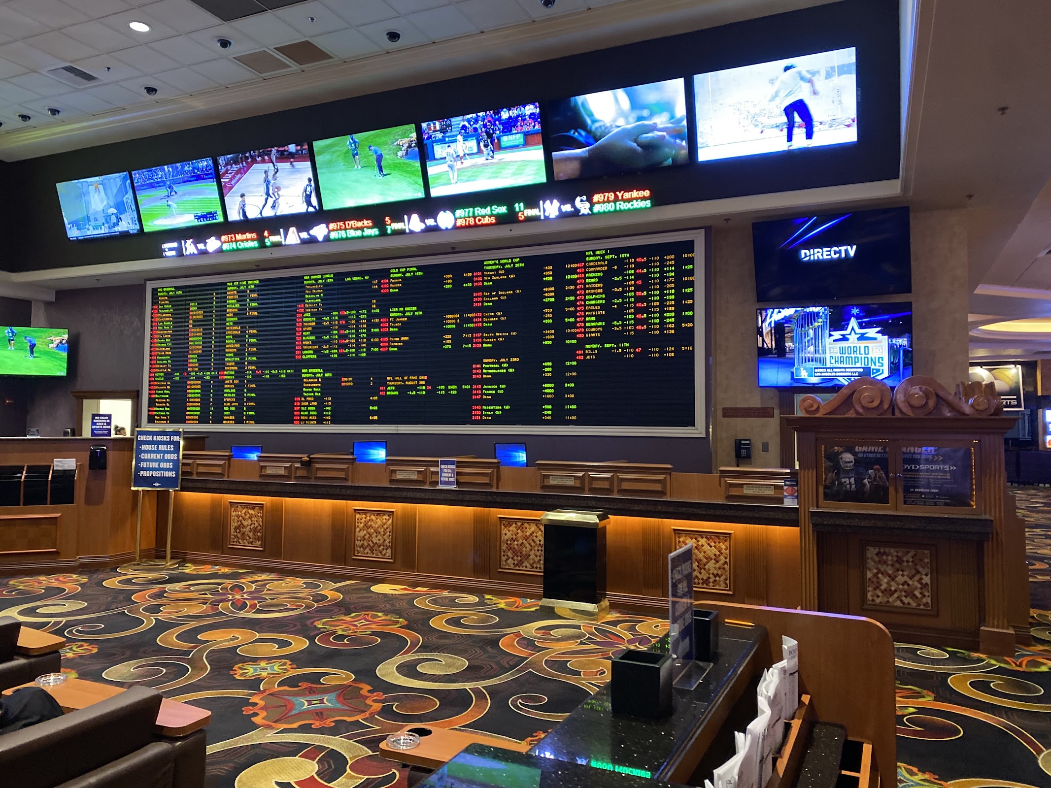 Suncoast Hotel and Casino